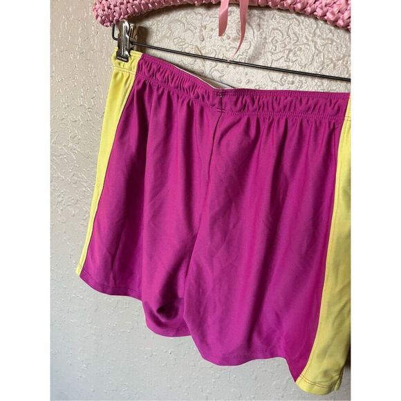 Under Armour Multicolored Shorts Woman’s Size Medium - Picture 8 of 11
